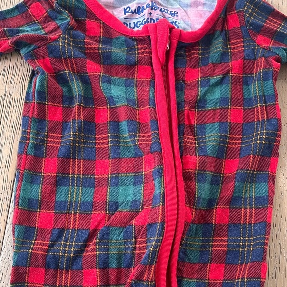 Ruggedbutts ruffle Bamboo Viscose Sleeper Onsie Double Zip Plaid Red 3-6 months - Picture 6 of 6